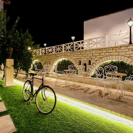 Mimani ホテル ベラト