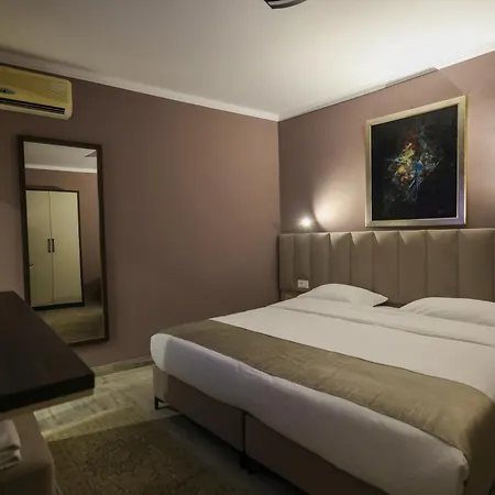 Mimani 4*